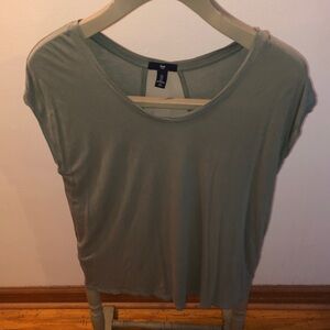 GAP Women's Light Sage Green Short Sleeve Tee